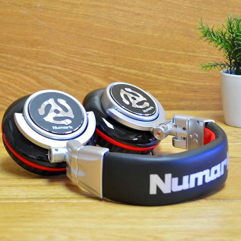 【送料無料】NumarkレッドウェーブDJヘッドフォンNumarkRedWaveDJHeadphones【smtb-k】【kb】