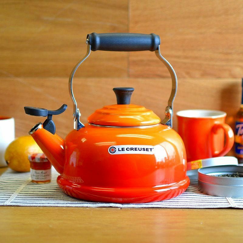 ルクルーゼクラシック笛吹きケトルやかん1.6LIH対応LeCreusetEnamelonSteelClassicWhistlingTeakettle