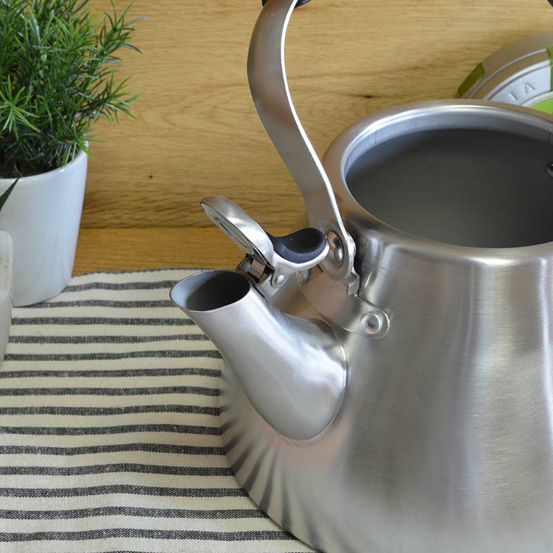 【送料無料】オクソークラシックティーケトルステンレスOXOGoodGripsClassicTeaKettle,BrushedStainless