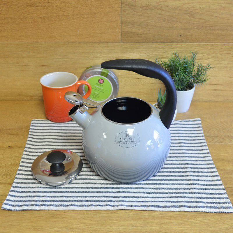 笛吹きケトルやかんシャンタールIH対応ヒースグレーChantalEnamel-On-SteelHeathTeakettle2Qt.37-HEATH-OMFG