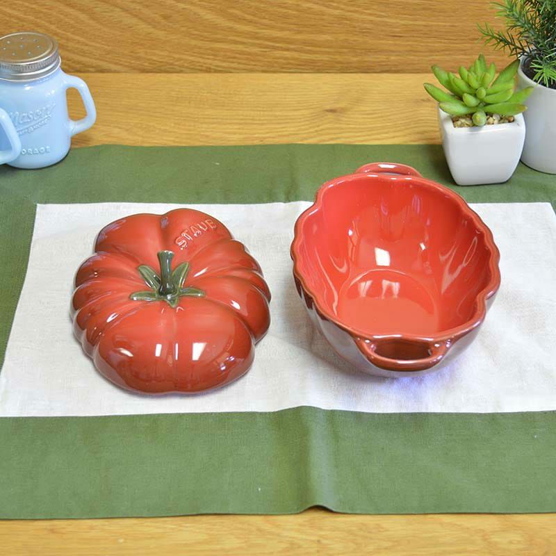 ストウブココットトマトStaubCeramic16-ozPetiteTomatoCocotte