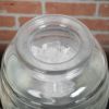 模様入ガラスドリンクディスペンサー9.4Lボトルタグインフューザーワイヤースタンド付Core2.5GallonBarrelGlassBeverageDispenserwithInfusionChamber,ChalkboardSignandBlackStand553200025BKT