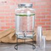 ジャー型ロゴ入ガラスドリンクディスペンサー7.5Lワイヤースタンド付2GallonStyleSetterMainStreetEmbossedGlassBeverageDispenserwithMetalStand494210260GBR