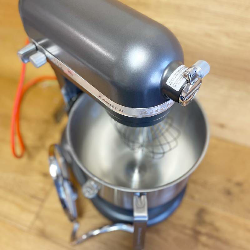 キッチンエイドスタンドミキサーコマーシャルシリーズ7.6L大容量DCモーター搭載業務品質KitchenAidKSM89908-QtCommercialBowl-LiftStandMixer家電