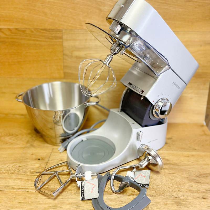 スタンドミキサー 4.7L ステンレス ケンウッド シェフ Kenwood KMC011 5 Quart Chef Titanium Kitchen  Machine, Stainless Steel 家電 | アルファエスパス