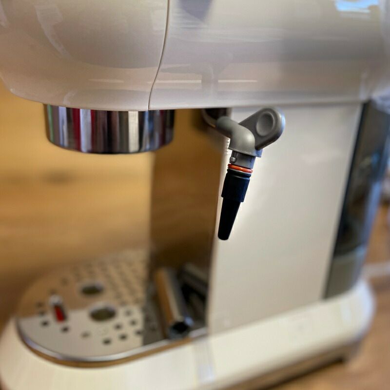 スメッグ エスプレッソマシン メーカー レトロスタイル Smeg