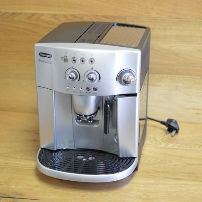 デロンギ エスプレッソマシン メーカー De'Longhi ECO310W Espresso 