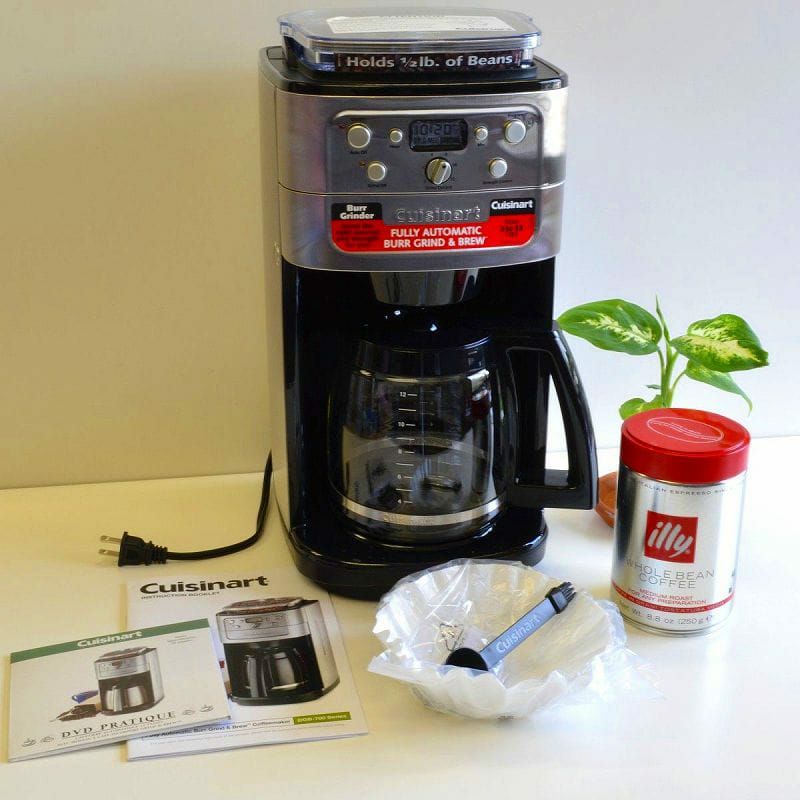 【送料無料】クイジナートタイマー＆豆ひき付コーヒーメーカー12カップガラスカラフェCuisinartDGB-700BCGrind&Brew12-CupAutomaticCoffeemaker【smtb-k】【kb】【RCP】【marathon201305_kitchen】【marathon201305_appliance】