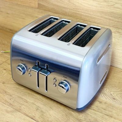 ポップアップトースター 4枚焼 キッチンエイド 焼き色5段階 KitchenAid Kmt4115cu 4-Slice Toaster with Manual High-Lift Lever 家電