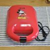 【30日間返金保証】【送料無料】ディズニーミッキーケーキポップメーカーDisneyDCM-8MickeyCakePopMaker,Mini,Red