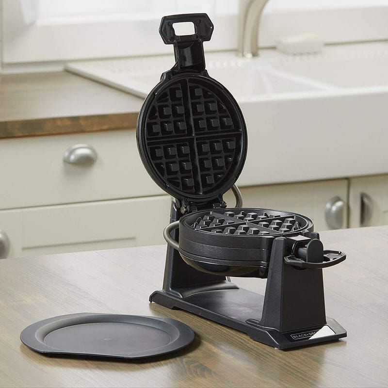 家庭用 ブラック・アンド・デッカー フリップ式 両面ワッフルメーカー ラウンド型 丸型 ブラック BLACK+DECKER Rotating  Waffle Maker, Black, WMD200B 家電 | アルファエスパス