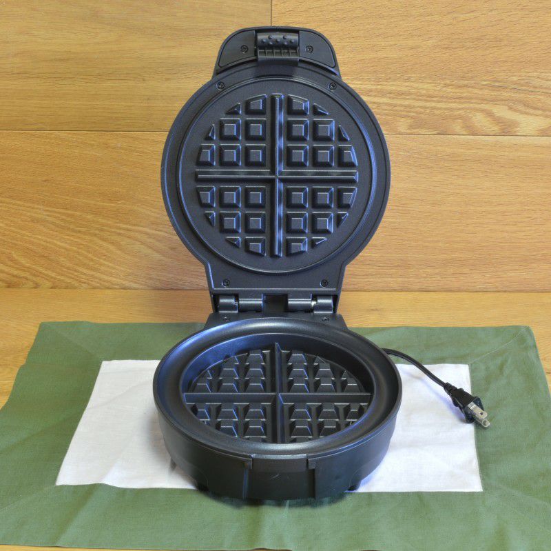 ワッフルメーカー4枚焼直径15cmラウンド型焼き色調節生地漏れ防止ChefmanWaffleMakerRoundBelgianWaffle-Iron家電