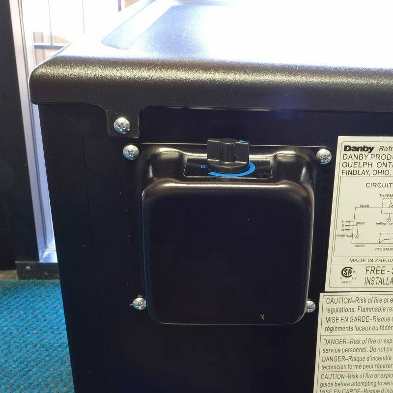 ダンビー49リットルコンパクト冷蔵庫ブラックDanbyDAR017A2BDDCompactAllRefrigerator【smtb-k】【kb】【RCP】
