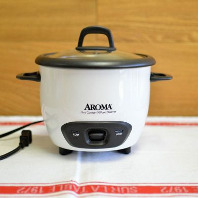 【送料無料】アロマアーク3カップ6カップ（調理）炊飯器とフードスチーマーホワイトAromaARC-743-1NG3-Cup(Uncooked)6-Cup(Cooked)RiceCookerandFoodSteamerWhite【smtb-k】【kb】