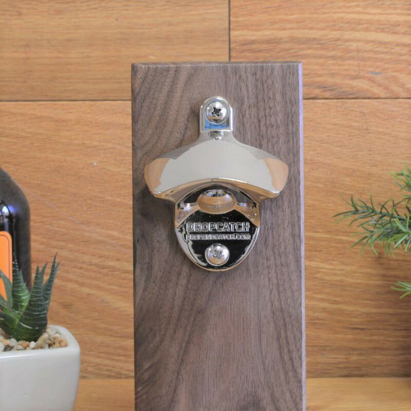 栓抜き おしゃれ マグネットキャッチ 壁掛け レトロ アメリカ DropCatch Magnetic Bottle Opener u0026 Cap  Catcher