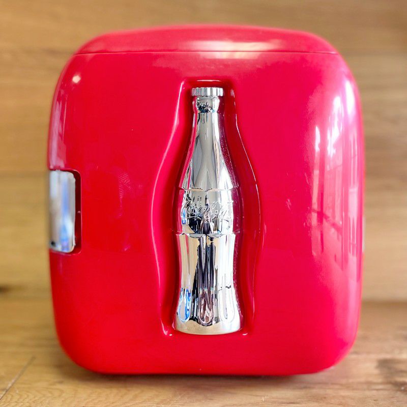 コカコーラボトルデザインキューブクーラーミニ冷蔵庫最大11缶KoolatronCompactRefrigeratorCCU09家電