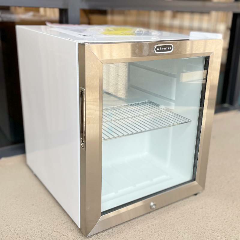 冷蔵庫最大62缶鍵付きガラスドアリバーシブルドアステンレスWhynterBR-062WS,62CanCapacityStainlessSteelBeverageRefrigeratorwithLock,White家電