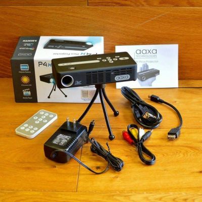 【送料無料】ポケットプロジェクター（80ルーメン)AAXA80LumensP4PicoPocketProjector【smtb-k】【kb】