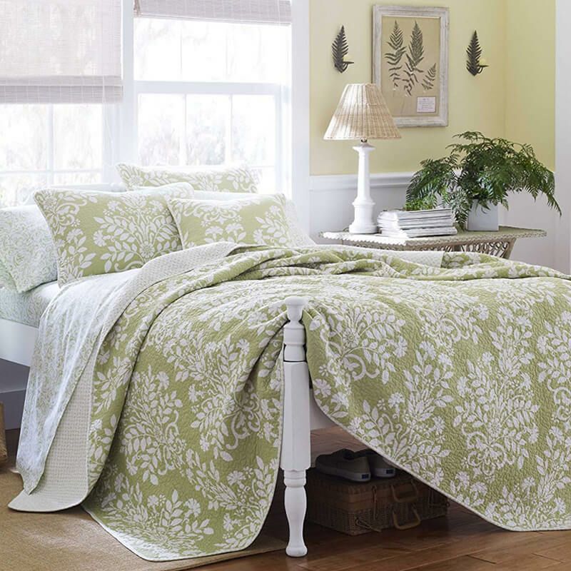 ローラアシュレイキルト枕2個セットリバーシブルコットン花柄グリーンセージLauraAshleyRowlandQuiltSet,Sage