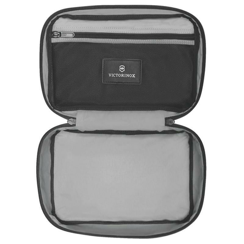 ポーチ旅行トラベルブラック黒ビクトリノックスVictorinoxLexicon2.0ParcelZip-AroundToiletryKit,Black