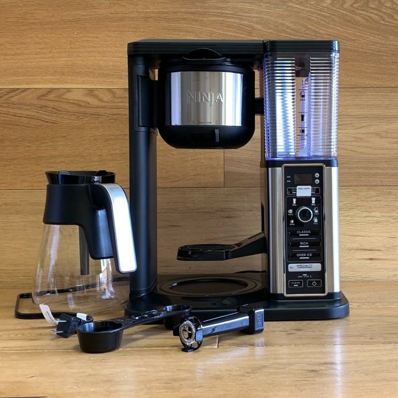 コーヒーメーカー量が選べるガラスカラフェスペシャリティニンジャNinjaSpecialtyCoffeeMaker,with50Oz.GlassCarafe,BlackandStainlessSteelFinish家電