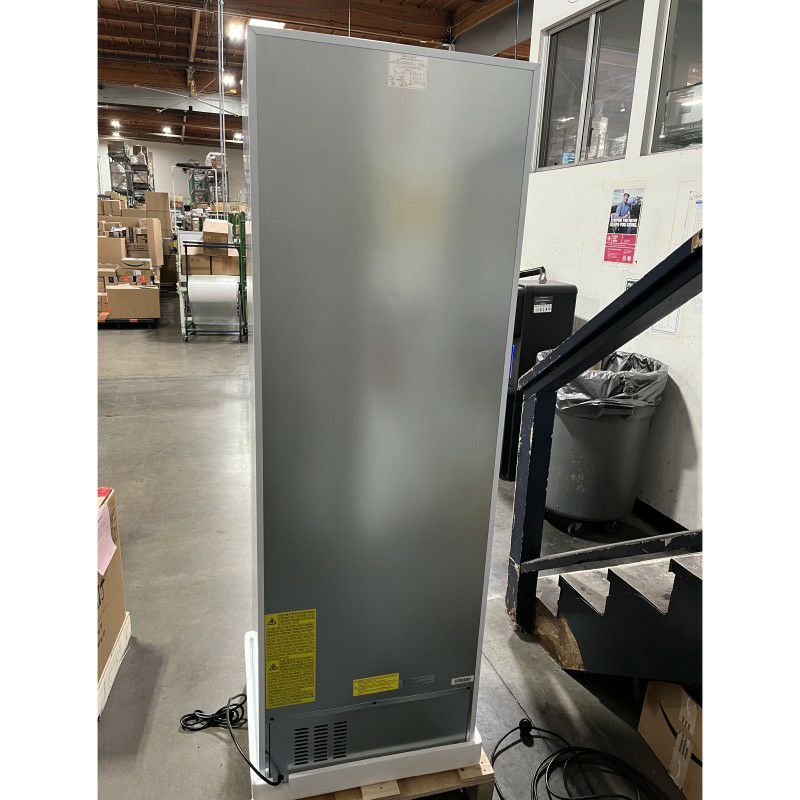 ビルトイン冷蔵庫357Lガラスドアワイヤーシェルフ6段SummitSCR1400W24Inch12.6cu.ft.CapacityFreestandingGlassDoorBeverageCenterwithLock家電【代引不可】