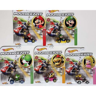 ホットウィール マリオカート フィギュア 5体セット おもちゃ レプリカ ルイージ クッパ ヨッシー ピーチ Character Hot Wheels 2019 Mariokart Diecast Bundle; 5 car Set: Mario, Luigi, Peach, Yoshi, and Bowser