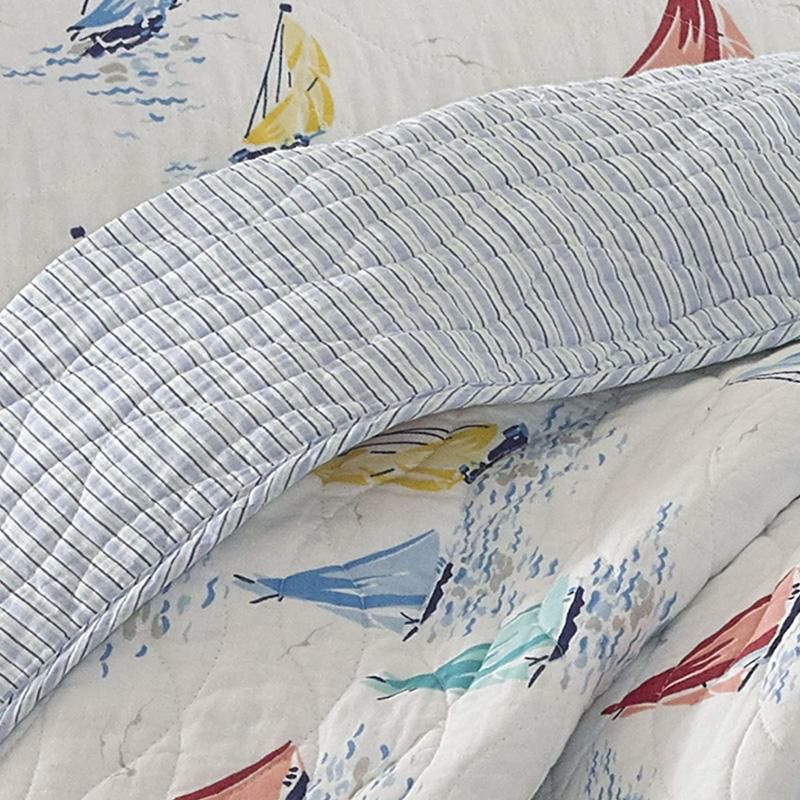 ローラアシュレイリバーシブルキルト枕カバーセットヨットマリンLauraAshleyHome|AhoyCollection|LuxuryPremiumUltraSoftQuiltCoverlet,Comfortable3PieceBeddingSet,AllSeasonStylishBedspread,Full/Queen,Bright