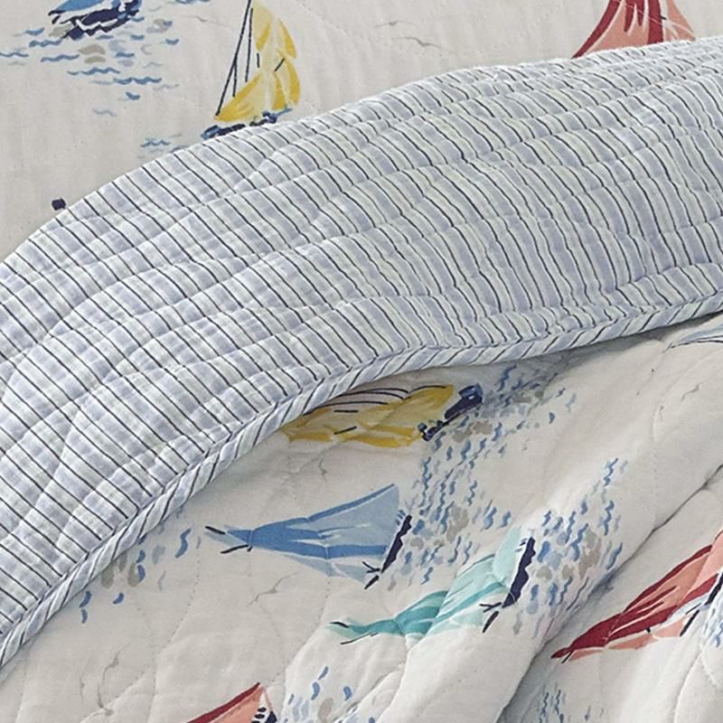 ローラアシュレイリバーシブルキルト枕カバーセットヨットマリンLauraAshleyHome|AhoyCollection|LuxuryPremiumUltraSoftQuiltCoverlet,Comfortable3PieceBeddingSet,AllSeasonStylishBedspread,Full/Queen,Bright