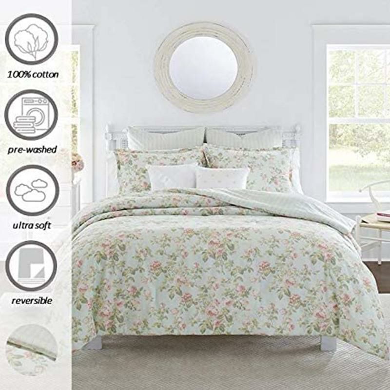 ローラアシュレイリバーシブルキルト枕カバーセット花柄バラ薄緑グリーンLauraAshleyHome|MadelynnCollection|LuxuryUltraSoftComforter,AllSeasonPremium7PieceBeddingSet,StylishDelicateDesignforHomeD?cor,Full/Queen,DuckEgg