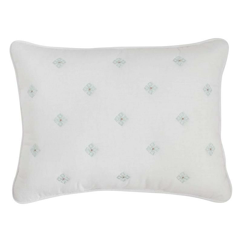 ローラアシュレイリバーシブルキルト枕カバーセット花柄バラ薄緑グリーンLauraAshleyHome|MadelynnCollection|LuxuryUltraSoftComforter,AllSeasonPremium7PieceBeddingSet,StylishDelicateDesignforHomeD?cor,Full/Queen,DuckEgg