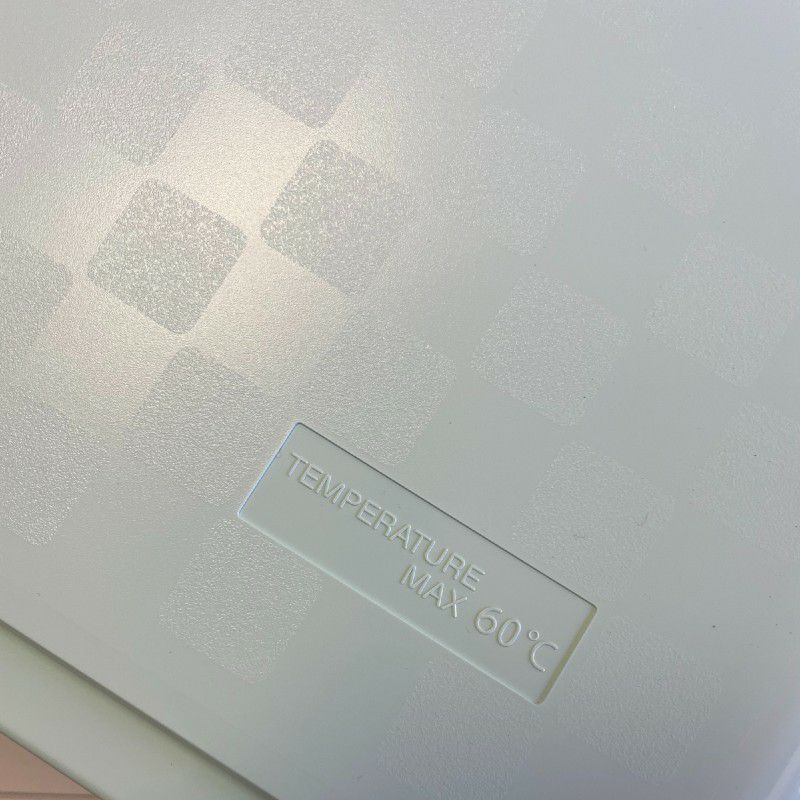 コンパクトレトロアンティークビンテージ冷蔵庫79LWINIAWFR028RCNMRetroCompactRefrigerator,2.8Cu.Ft家電
