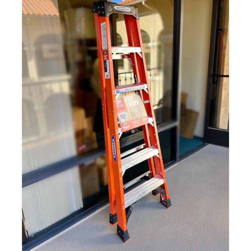 脚立折りたたみステップ高さ183cm最大136kgグラスファイバーWerner6ft.FiberglassStepLadder(10ft.ReachHeight)with300lb.LoadCapacityTypeIADutyRatingNXT1A06