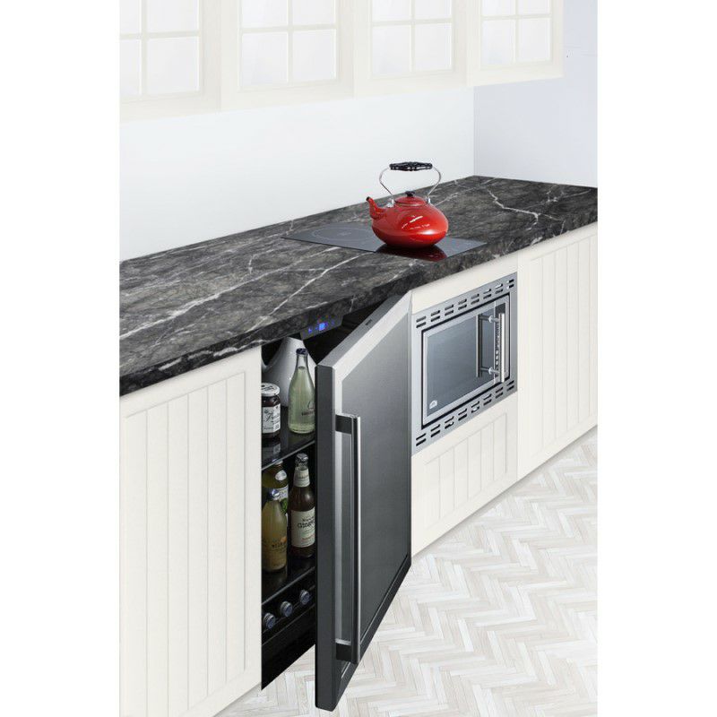 サミットアンダーカウンタービルトイン冷蔵庫幅60cm142LSummit24"Built-InFreestandingBeverageCenter,5cu.ft.UndercounterRefrigeratorAL57G/AL57GCSS【代引不可】家電