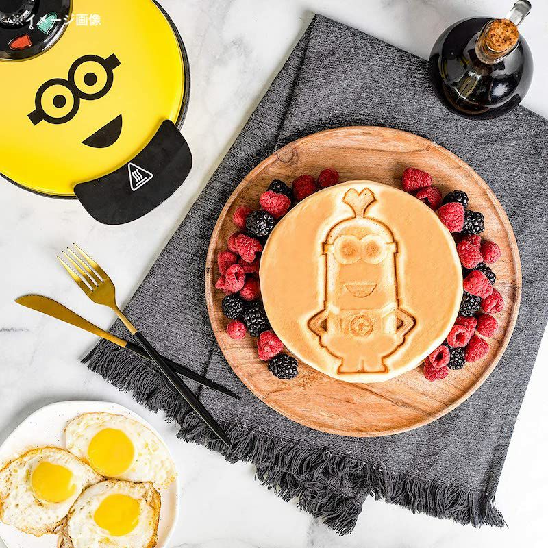 ワッフルメーカーミニオンズケビンUncannyBrandsMinionsKevinWaffleMaker家電