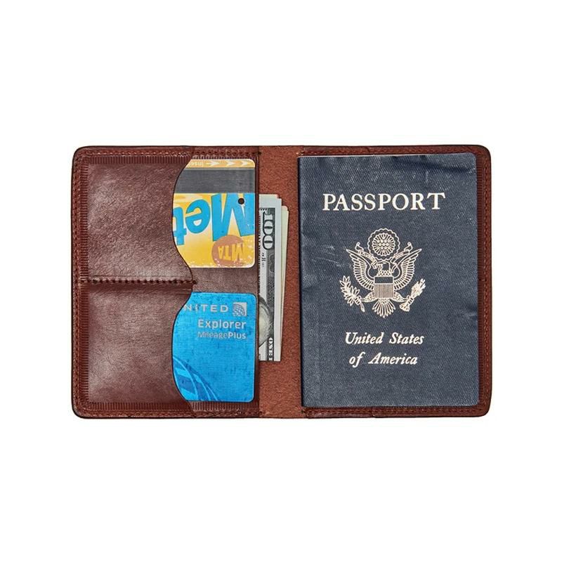 パスポートケースアメリカ製レザーARTIFACTLeatherPassportWallet