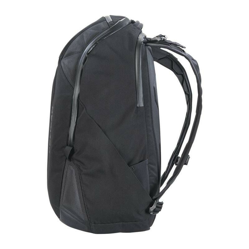 バックパック35Lノートパソコンタブレット耐水EVAバックパネルペリカンPelicanMPB35MobileProtectBackpack