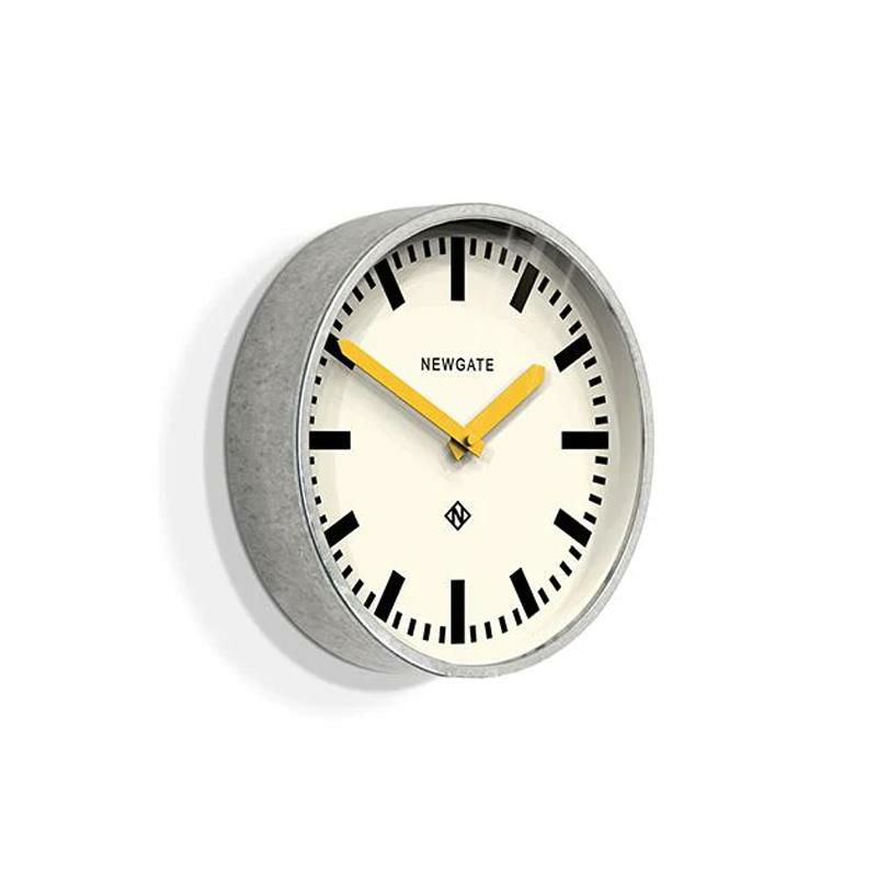 ニューゲート掛け時計ウォールクロック直径30cmイエローNewgateTheLuggageLUGG667GALCYModernIndustrialWallClock|GalvanizedMetal