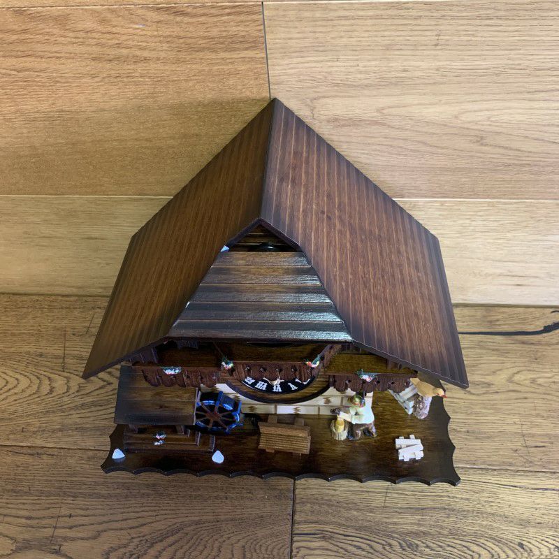 からくり時計 ドイツ製 鳩時計 カッコウ時計 コテージ 水車 12曲 Alexander Taron 470QMT Engstler Battery -operated Cuckoo Clock Full Size アルファエスパス からくり時計 ドイツ製 鳩時計 カッコウ時計 森 ビール 水車 電池式 Alexander Taron 45015QM Engstler Battery-operated Cuckoo Clock Full Size