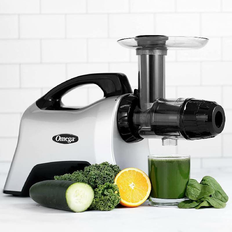 スロージューサーオメガコンパクトシルバーOmegaJuicersCNC80SCompactSlowSpeedMulti-PurposeNutritionCenterJuicerwithQuietMotorCreatesContinuousFreshHealthyFruitandVegetableJuiceat80RPM,200-Watts,Silver家電