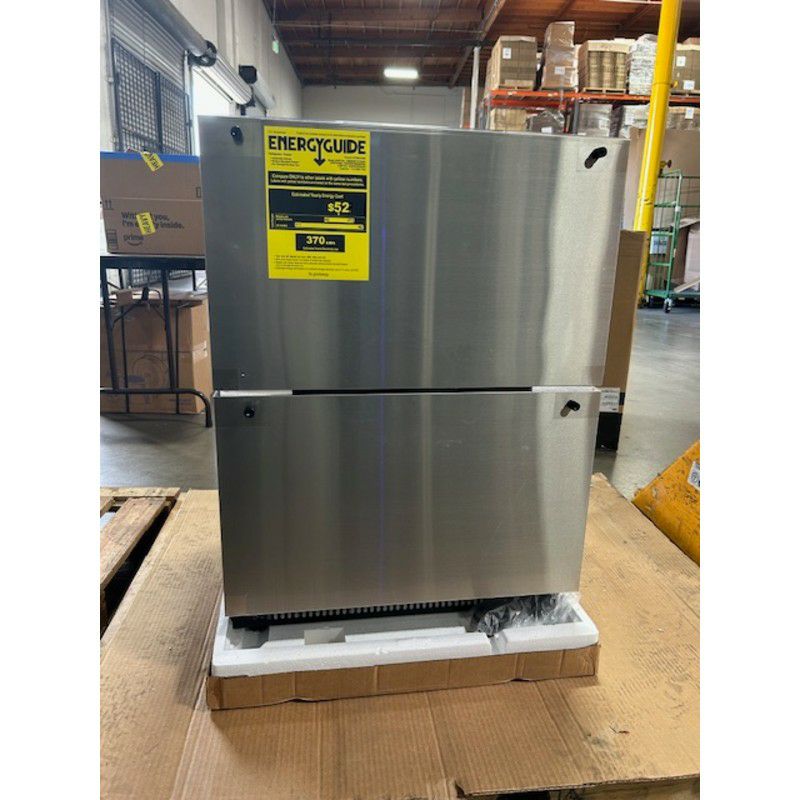 冷蔵庫引き出し式2段ビルトインステンレス屋内／屋外用Summit24InchBuiltIn2-DrawerUndercounterRefrigeratorwith4.8Cu.Ft.Capacity,Indoor/OutdoorCompatible,andEnergyStarCertfied家電【代引不可】