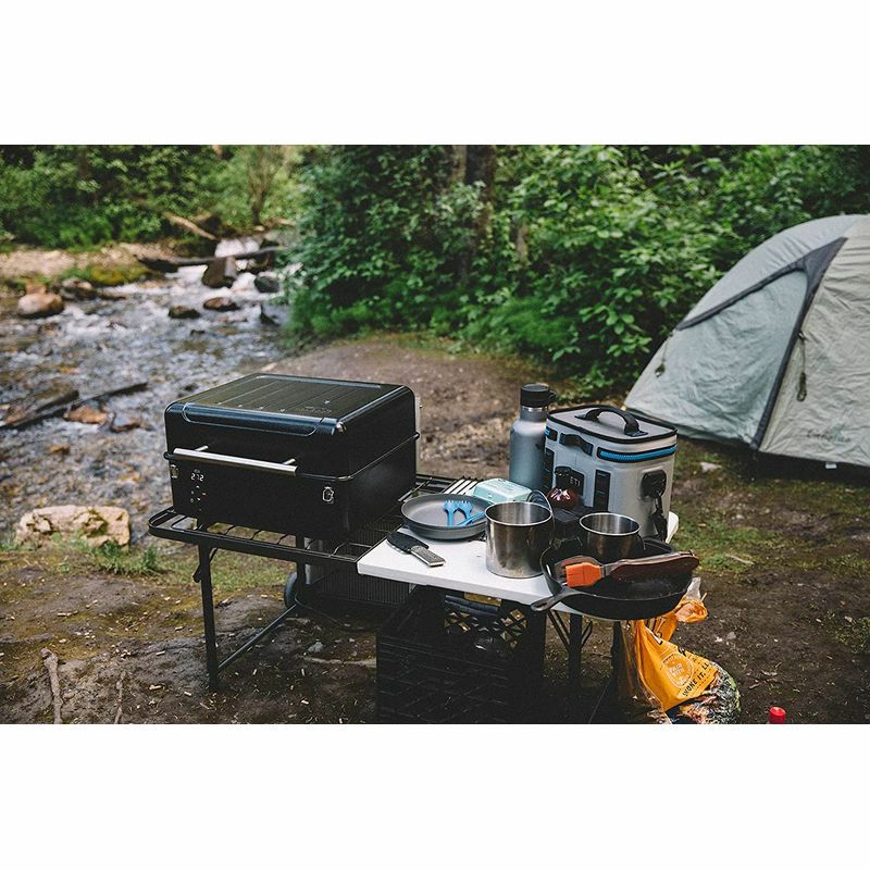 燻製器電気スモーカートレーガーBBQポータブルテーブルトップグリルTraegerGrillsRangerPortableWoodPelletGrillandSmokerTFT18KLD家電