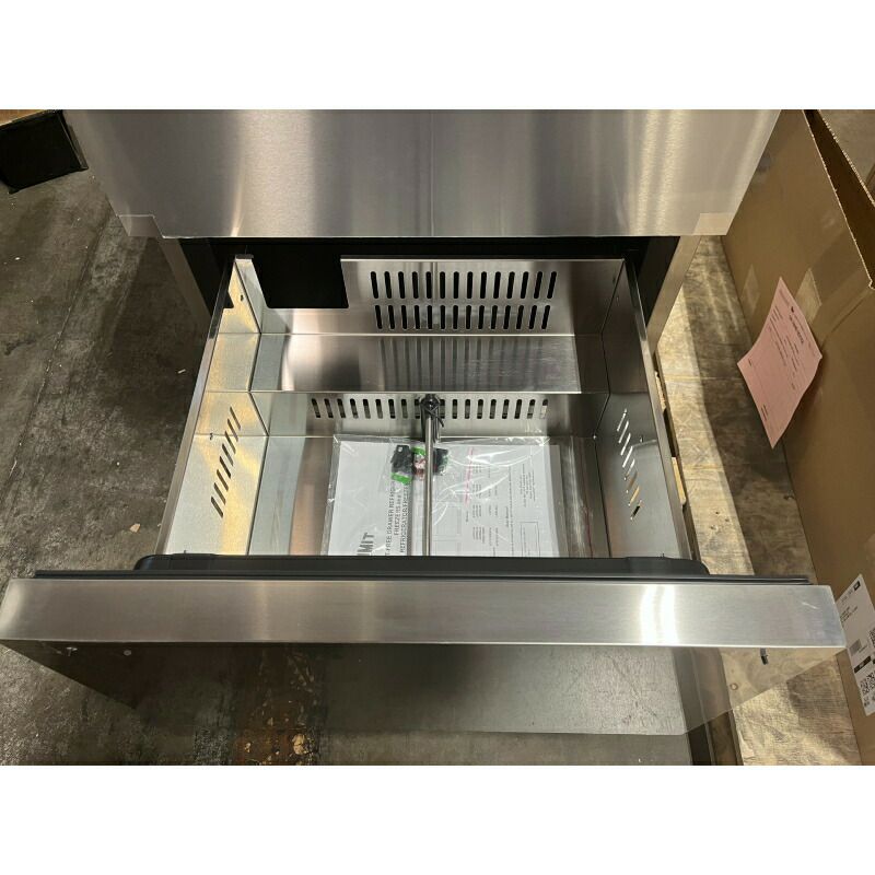 冷蔵庫冷凍庫引き出し式2段ビルトインステンレス屋内Summit24Inch2-DrawerUndercounterRefrigerator-Freezerwith3.9Cu.Ft.Capacity,TemperatureSPRF34D家電【代引不可】