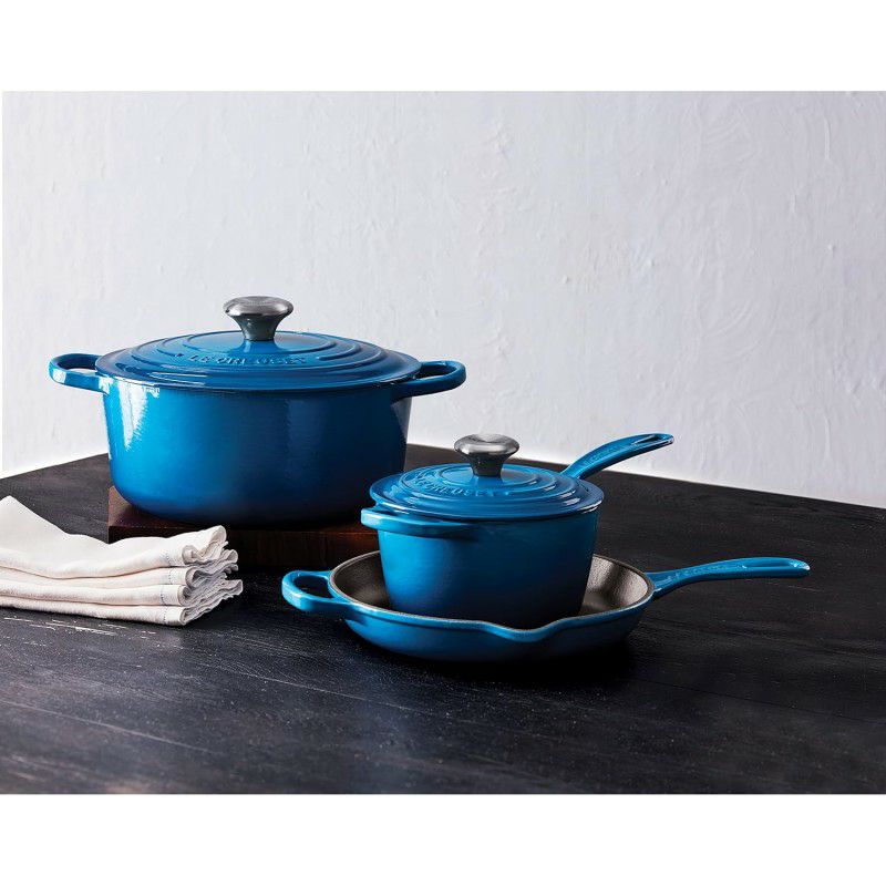 ル・クルーゼルクルーゼクックウェア鍋フライパン3点セットマルセイユブルーLeCreuset5PieceSignatureEnameledCastIronCookwareSet,Marseille