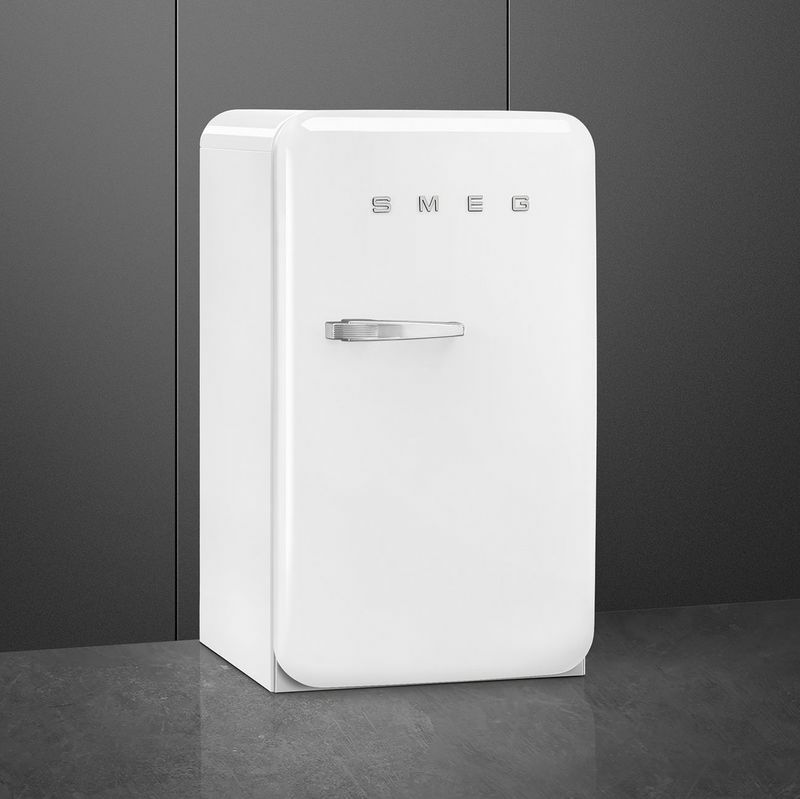 冷蔵庫コンパクトミニスメッグレトロアンティークビンテージSmeg50'sRetroDesign1.5cu.ft.CompactRefrigeratorFAB5U家電