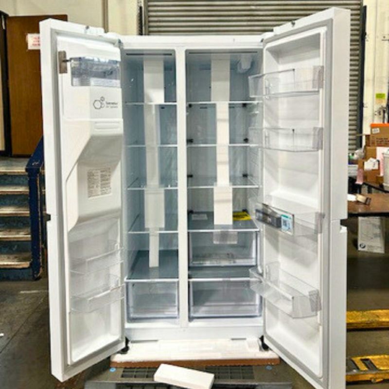 冷蔵庫 冷凍庫 770L 観音開き LG LRSXS2706 製氷機 ディスペンサー 幅